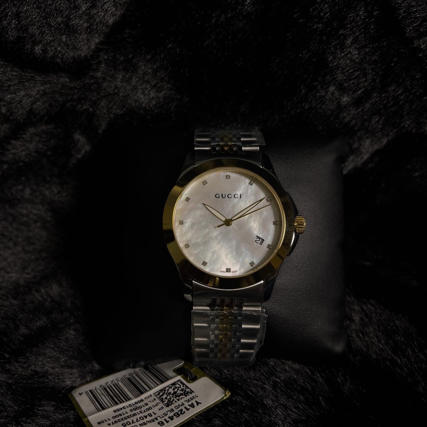 Gucci Mother of Pearl Twotone YA126146